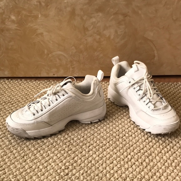 fila disruptor urban outfitters